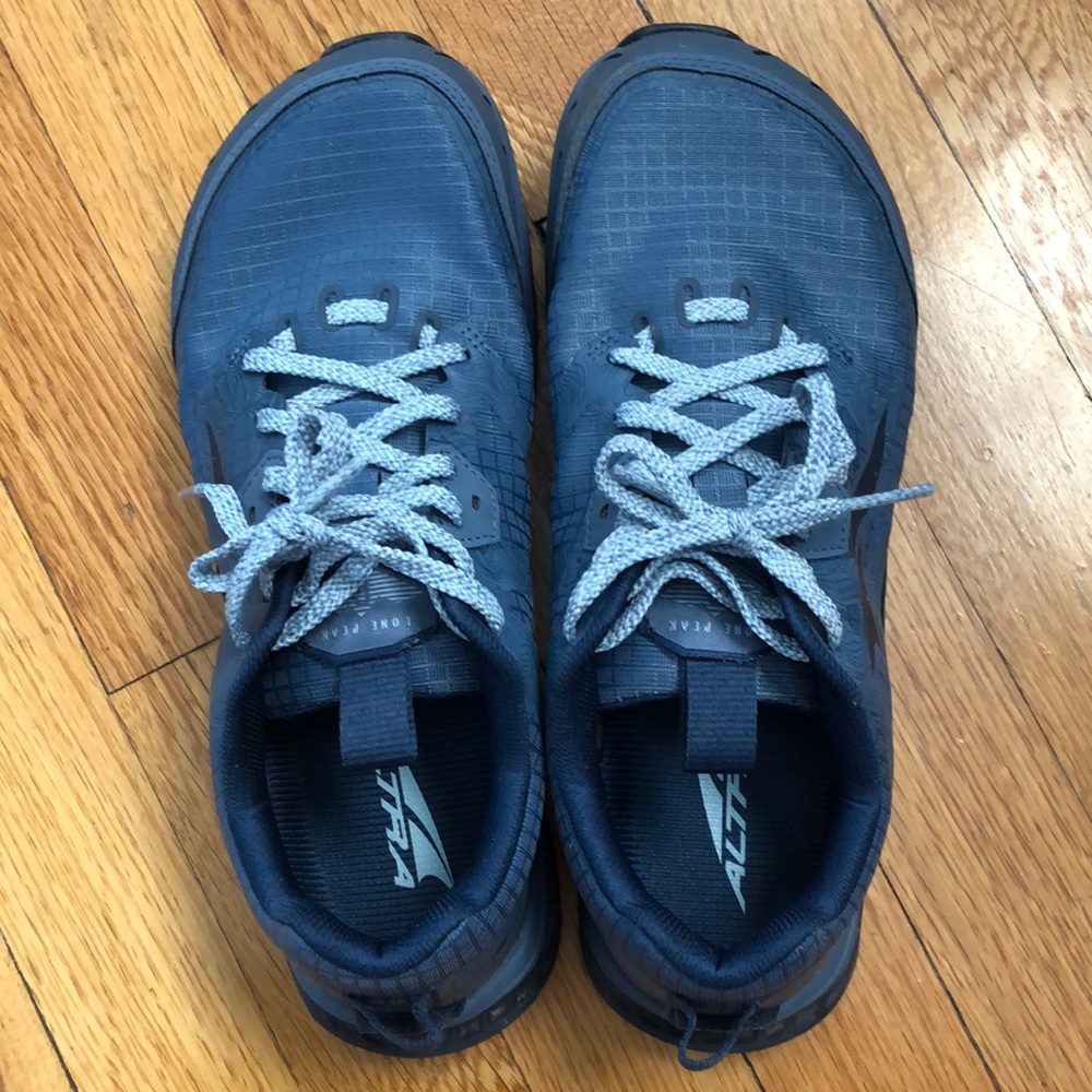 Altra Lone Peak 6, size 7.5